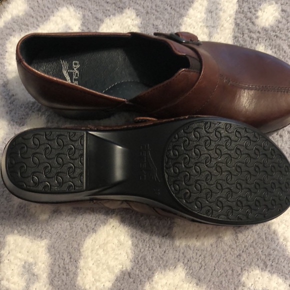 Dansko clogs bundle used very little - Picture 4 of 8